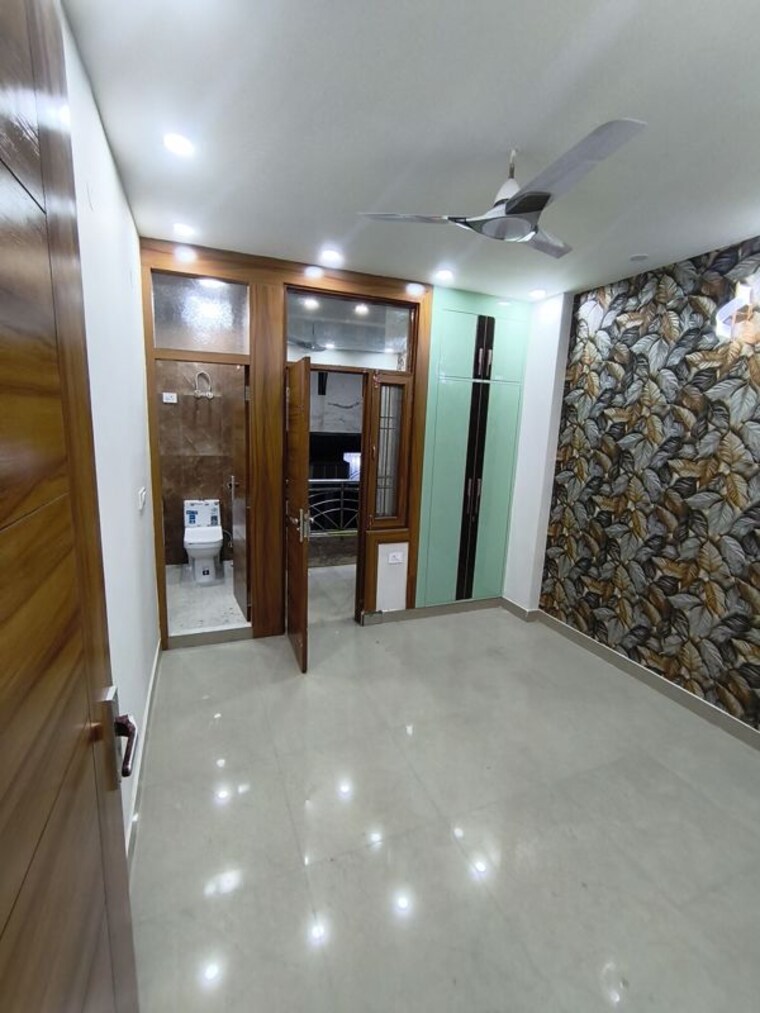 Living Room, gyan khand i 2 Bedroom 1100 Sq.Ft. Builder Floor In Gyan Khand I Ghaziabad 10750318