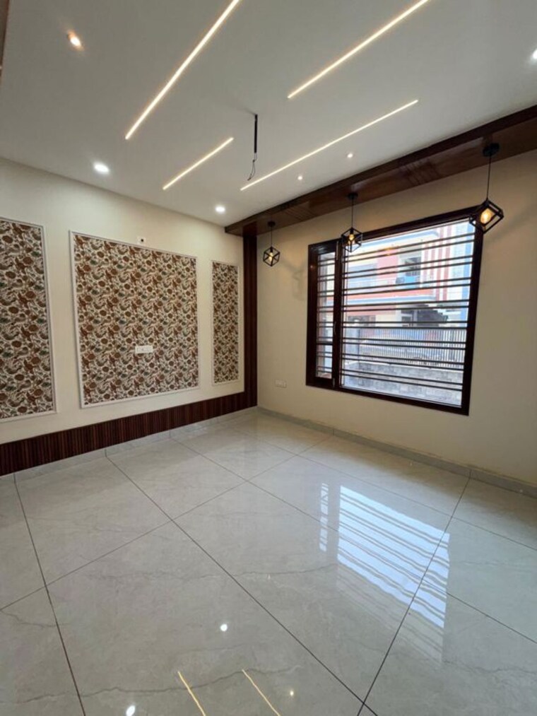 Room, sector 125 4 Bedroom 156 Sq.Yd. Independent House In Sector 125 Mohali 10750246