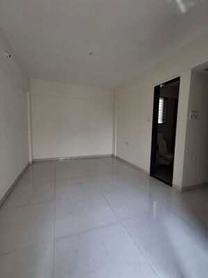 Room in 3 BHK Apartment at Om Trimurti Apartment, Dattawadi – for Sale