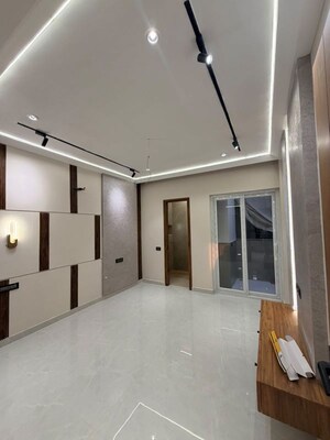Room in 4 BHK Independent House at Sector 124 – for Sale