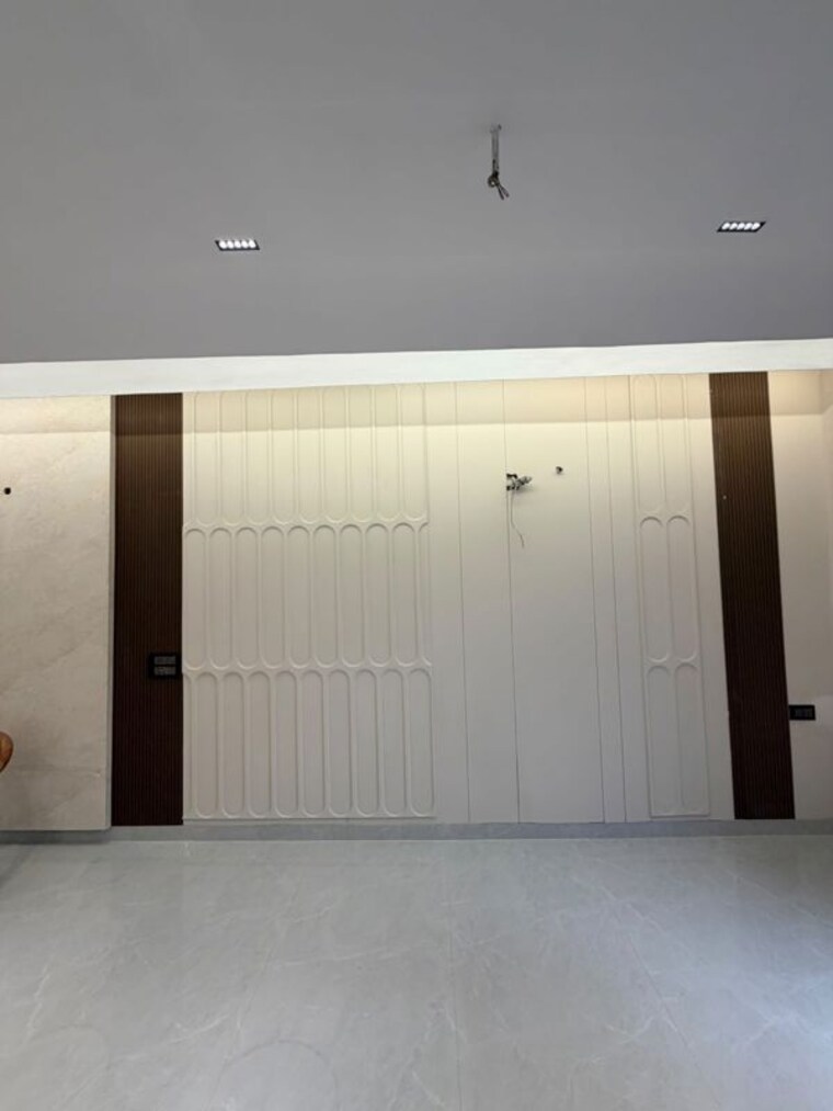 Room, sector 124 4 Bedroom 138 Sq.Yd. Independent House In Sector 124 Mohali 10750133