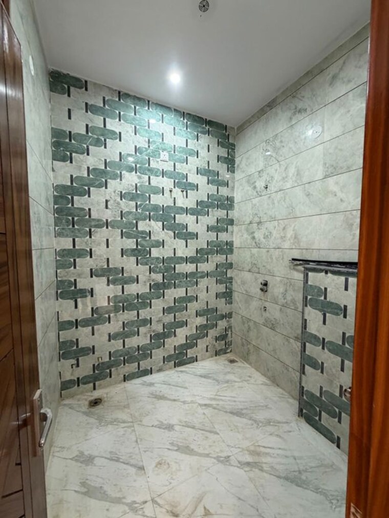 Bathroom, sector 124 4 Bedroom 150 Sq.Yd. Independent House In Sector 124 Mohali 10749843
