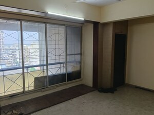 Room in 2 BHK Apartment at Ganeshwadi – for Rent