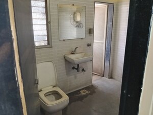Bathroom in 2 BHK Apartment at Ganeshwadi – for Rent