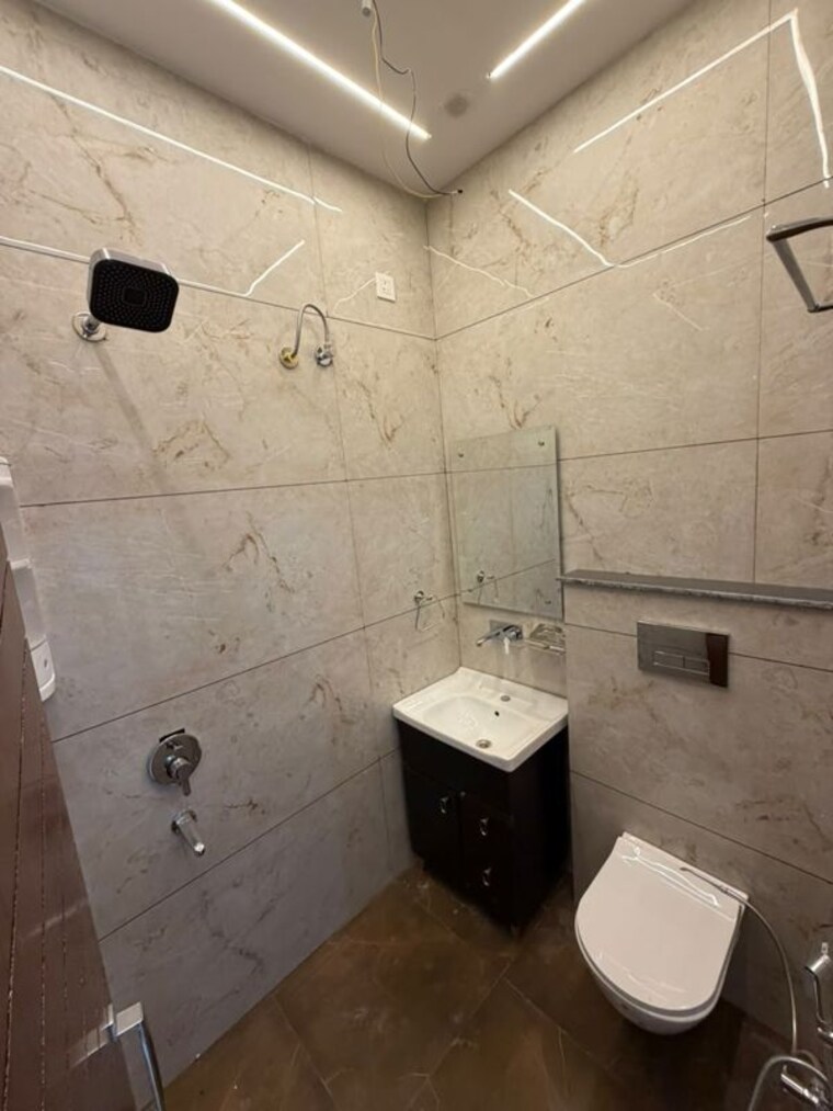 Bathroom, sector 123 4 Bedroom 108 Sq.Yd. Villa In Sector 123 Mohali 10750348