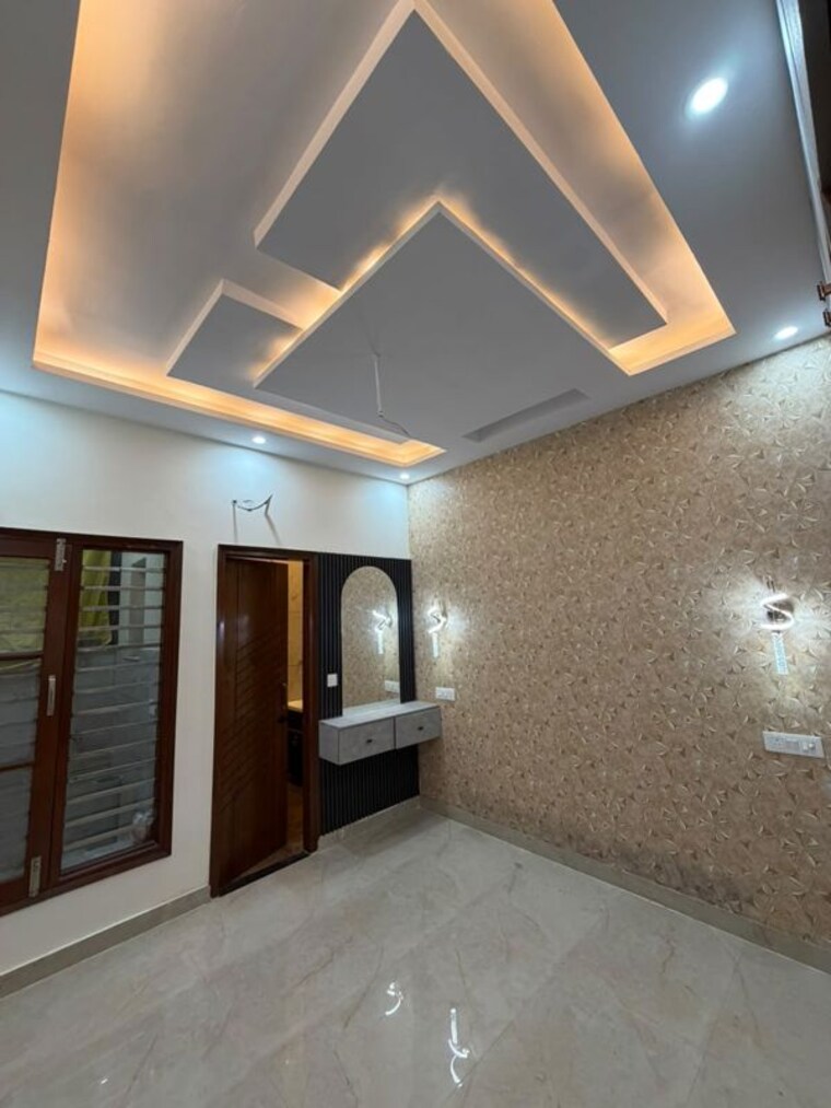 Room, sector 123 4 Bedroom 108 Sq.Yd. Villa In Sector 123 Mohali 10750348