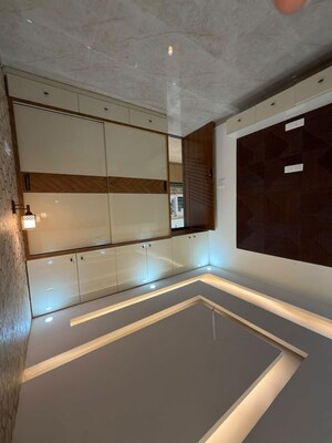 Room in 4 BHK Villa at Sector 123 – for Sale
