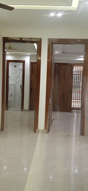 Room in 3 BHK Builder Floor at Mahavir Enclave 1 – for Sale