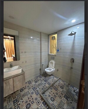 Bedroom in 1 BHK Builder Floor at Sector 40 – for Rent
