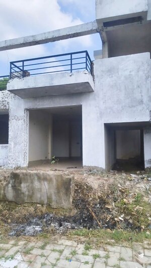 2.5 BHK Villa – Exterior View View at Sushant Golf City - for Sale