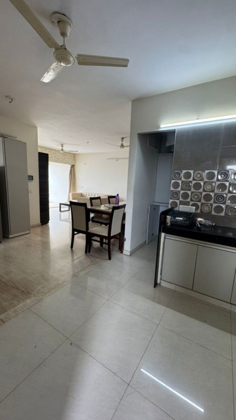 Living Room, ambawadi 3 Bedroom 1860 Sq.Ft. Apartment In Ambawadi Ahmedabad 10750371