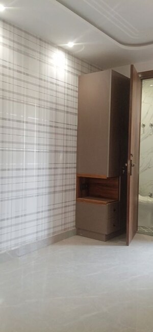 Bathroom in 2 BHK Builder Floor at Mahavir Enclave 1 – for Sale