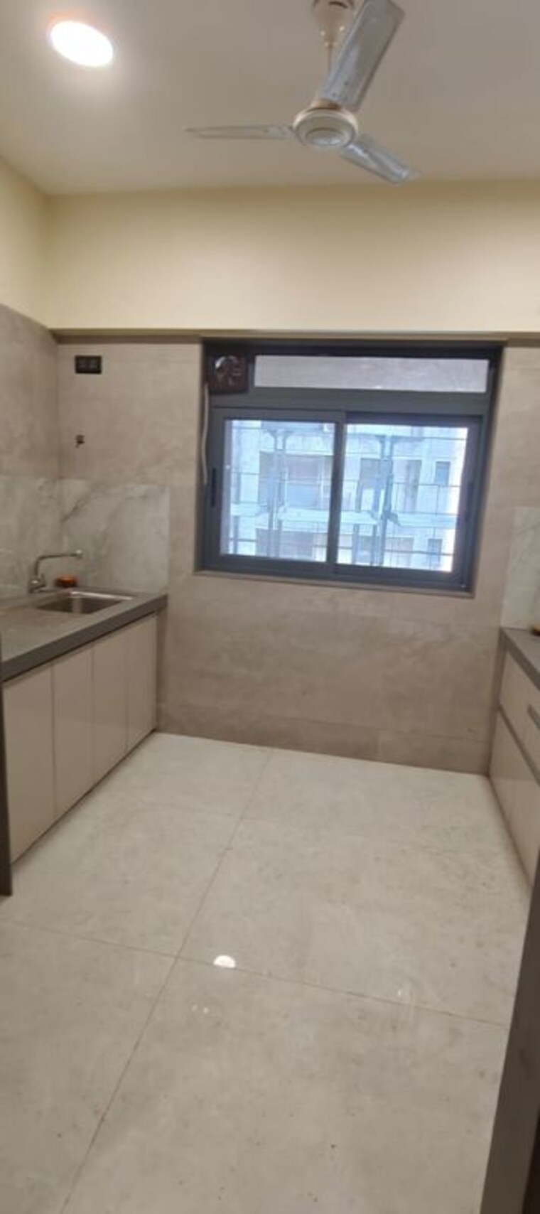 Kitchen, zindagi-chs 2 Bedroom 700 Sq.Ft. Apartment In Khar West Mumbai 10750380