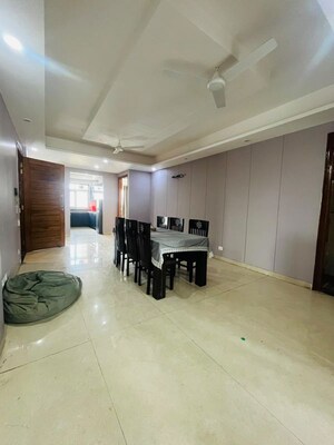 Parking in 4 BHK Builder Floor at Sector 46 – for Rent