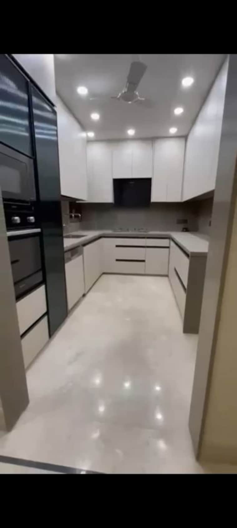 Kitchen, green park 3 Bedroom 200 Sq.Yd. Builder Floor In Green Park Delhi 10750410