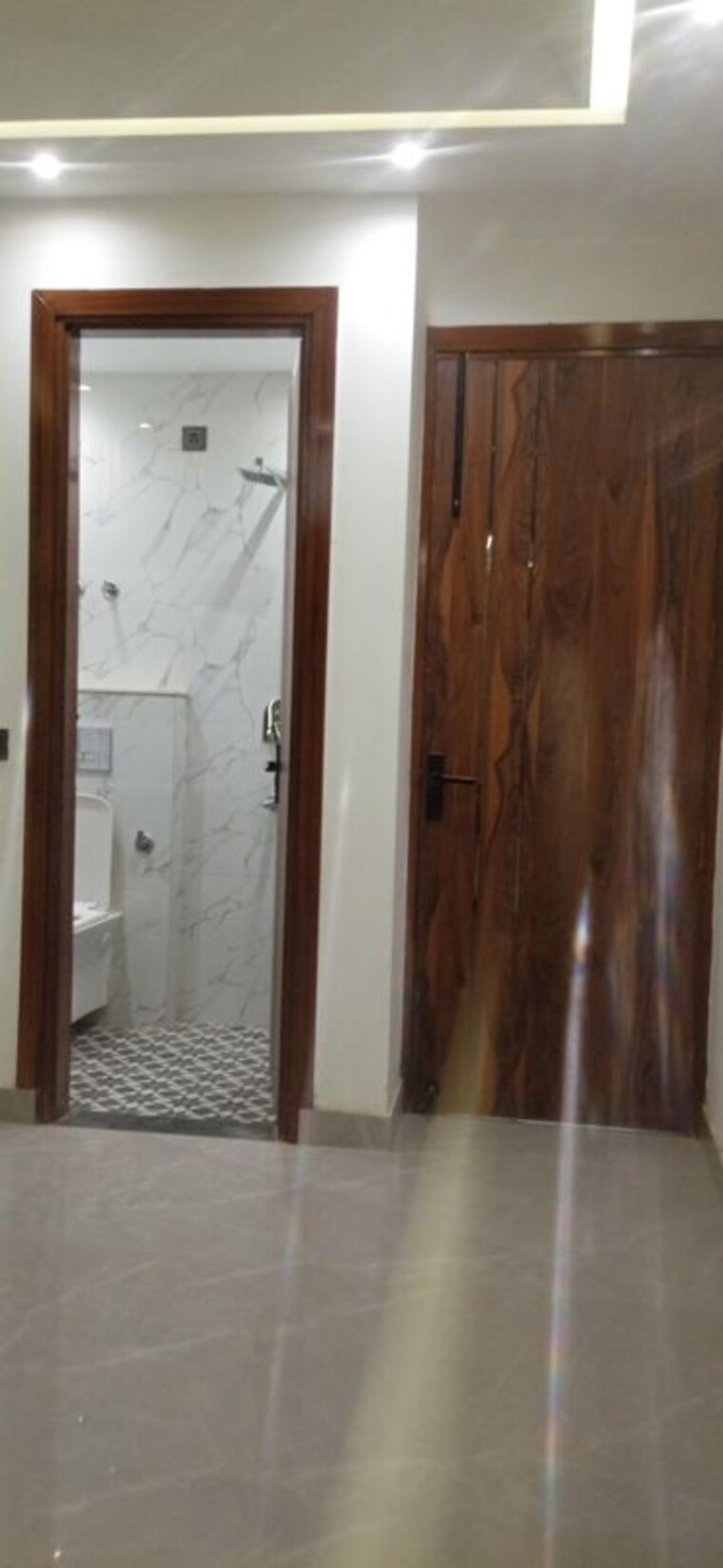 Bathroom, palam extension 3 Bedroom 1000 Sq.Ft. Builder Floor In Palam Extension Delhi 10750414