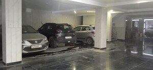 Parking in 3 BHK Builder Floor at Palam Extension – for Sale