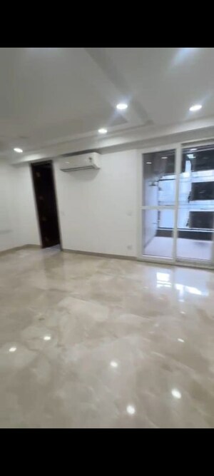 Room in 4 BHK Builder Floor at Greater Kailash ii – for Sale