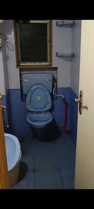 Team Area in 2 BHK Apartment at Andheri CHS, Andheri West – for Rent