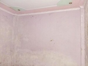 Room in  Apartment at Dasna – for Sale