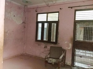 Room in  Apartment at Dasna – for Sale