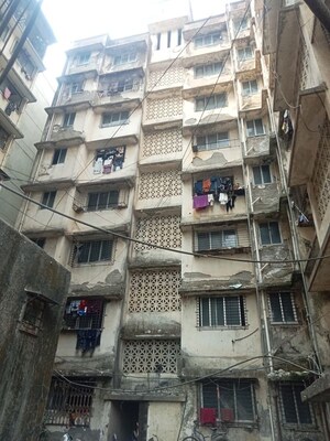  Apartment For Sale in Brahmanwadi