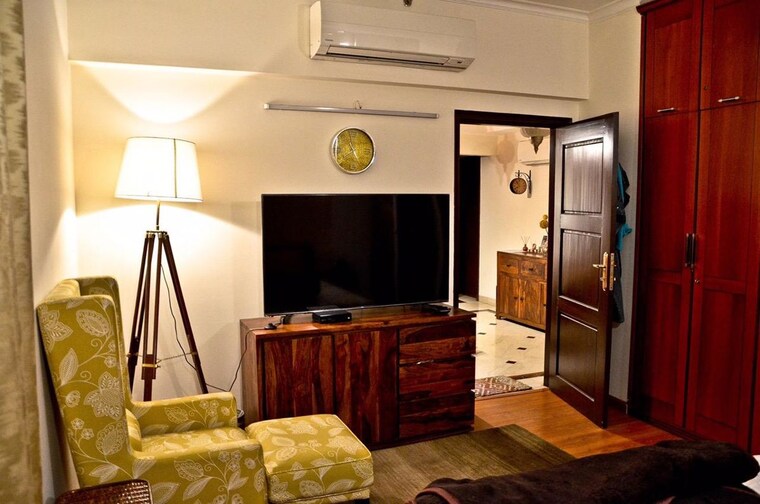 Living Room, central-park-resorts 3 Bedroom 2464 Sq.Ft. Apartment In Sector 48 Gurgaon 10750397