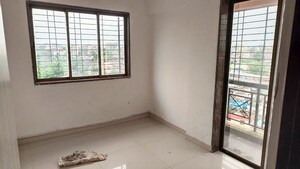 Room in  Apartment at Ulhasnagar – for Sale