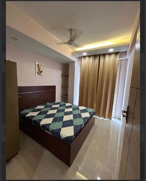 Bedroom in 3 BHK Builder Floor at Sector 32 – for Rent