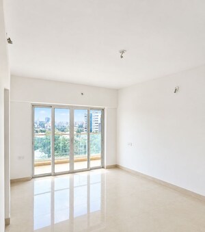 Room in 3.5 BHK Apartment at Tribeca Yoo One, Nibm – for Rent
