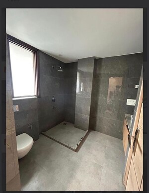 Room in 3 BHK Builder Floor at Sector 47 – for Rent