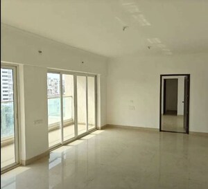 Room in 3 BHK Apartment at Lodha Bella Vita, Nibm Road – for Rent