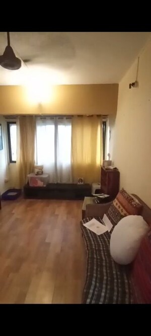 2 BHK Apartment For Rent in Andheri CHS, Andheri West