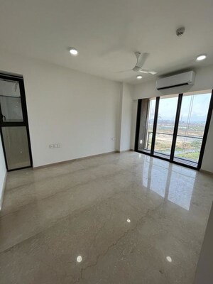 Room in 2 BHK Apartment at New Cuffe Parade, Wadala – for Sale