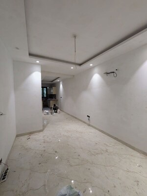 Room in 2 BHK Builder Floor at Saket – for Sale