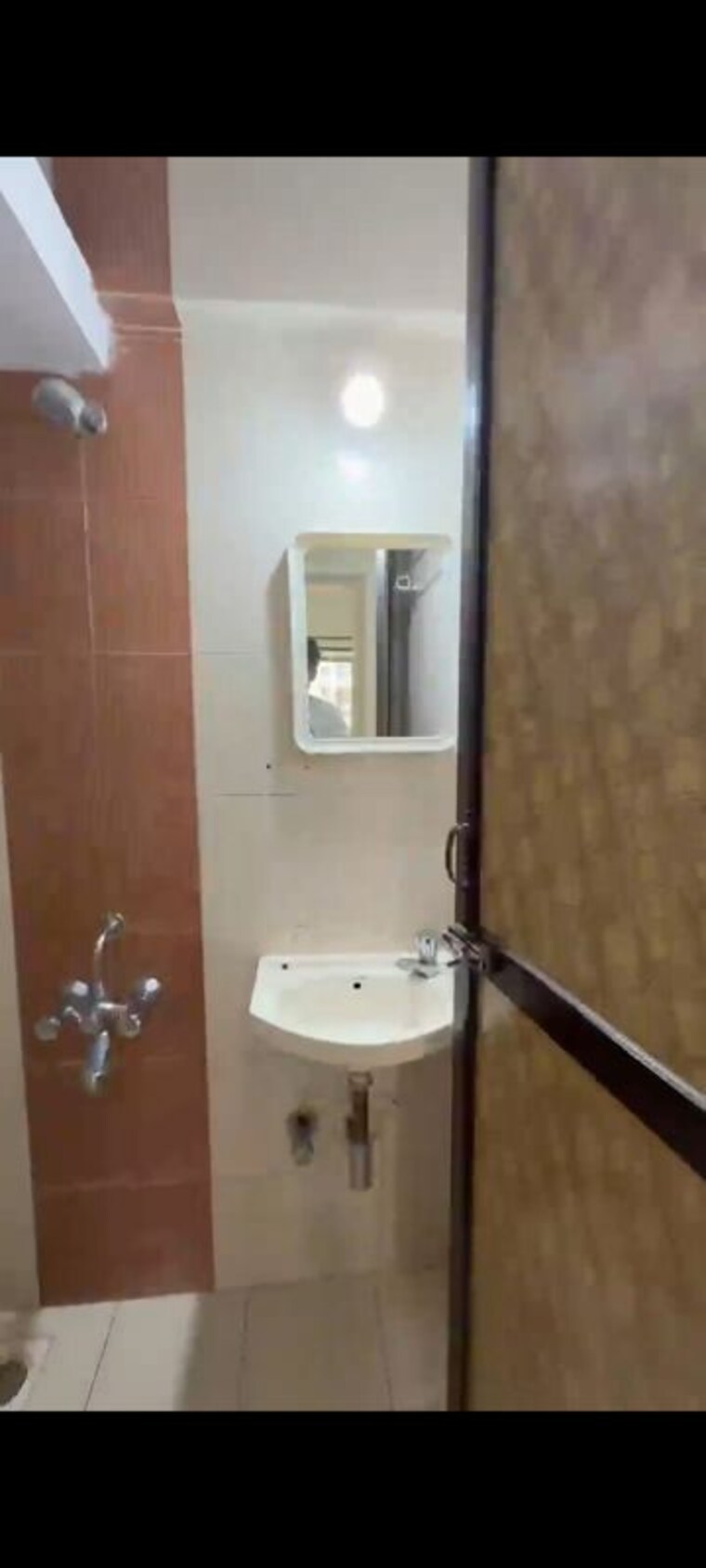 Bathroom, andheri-chs 2 Bedroom 700 Sq.Ft. Apartment In Andheri West Mumbai 10750585