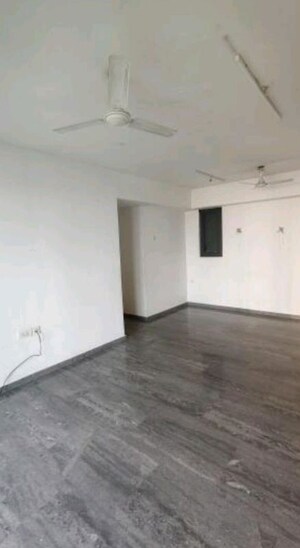 Room in 2 BHK Apartment at New Cuffe Parade, Wadala – for Sale