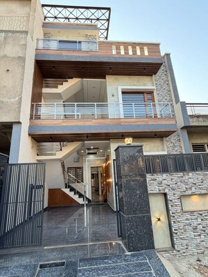 4 BHK Villa For Sale in Sector 124