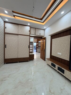 Room in 4 BHK Villa at Sector 124 – for Sale