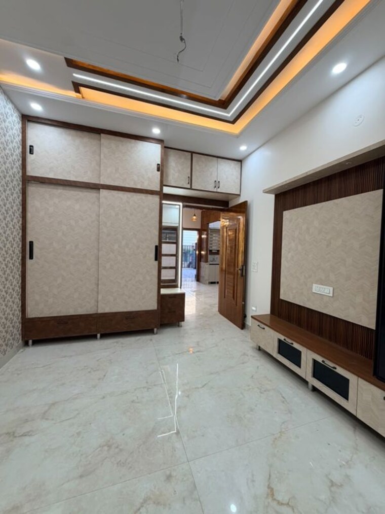 Room, sector 124 4 Bedroom 150 Sq.Yd. Villa In Sector 124 Mohali 10750597