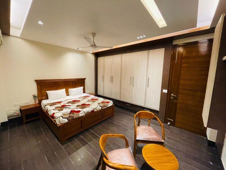 Bedroom, saket 4 Bedroom 250 Sq.Yd. Builder Floor In Saket Delhi 10750611