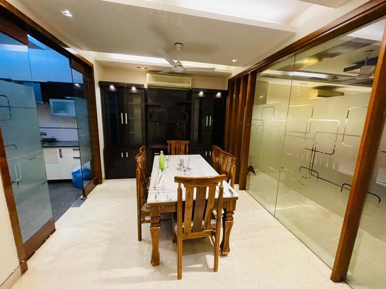 Team Area, saket 4 Bedroom 250 Sq.Yd. Builder Floor In Saket Delhi 10750611