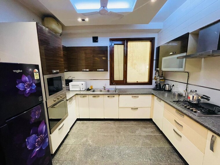 Kitchen, saket 4 Bedroom 250 Sq.Yd. Builder Floor In Saket Delhi 10750611