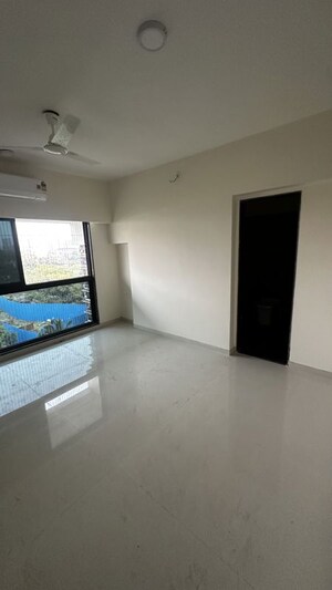 Room in 3 BHK Apartment at Mahatma Jyotibha Phule Nagar – for Rent
