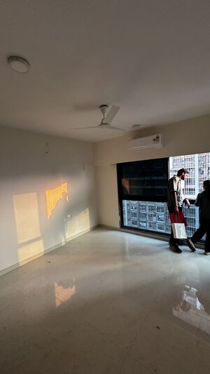 Living Room in 3 BHK Apartment at Mahatma Jyotibha Phule Nagar – for Rent
