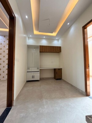 Room in 3 BHK Villa at Sector 124 – for Sale