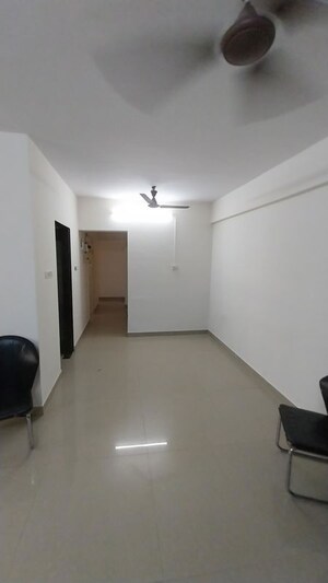 Room in 2 BHK Apartment at Ivory Towers CHS LTD, Bhakti Park – for Sale