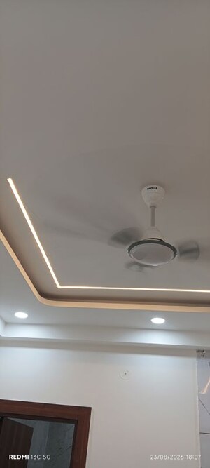 Furnished Amenities in 1 BHK Builder Floor at Shalimar Garden – for Sale