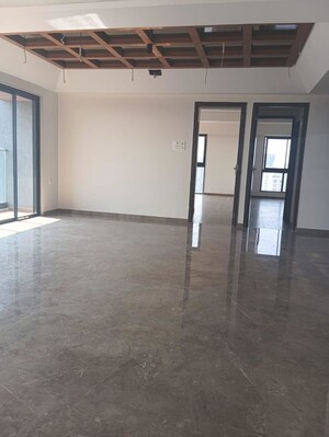 Room in 2 BHK Apartment at Wadala – for Sale