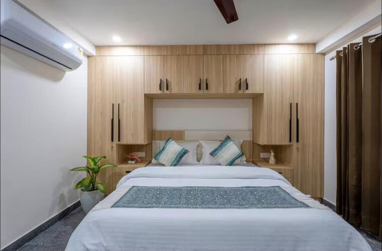 Bedroom, mall-fifty-one 1 Bedroom 500 Sq.Ft. Independent House In Sector 51 Gurgaon 10750845